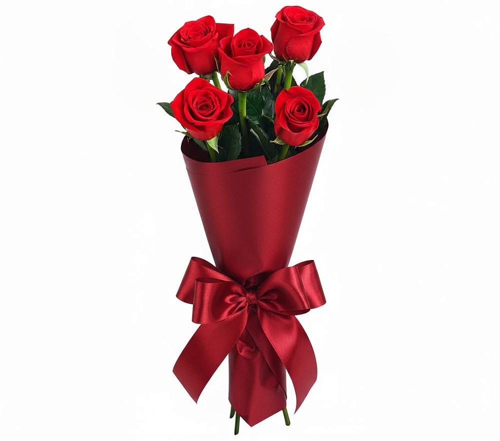 Букет 5 Красных роз Эдлесс Лав в Красном