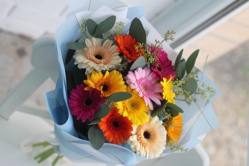 Букет цветов из: Герберы в Красном