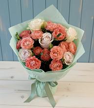 Букет цветов из:  Розы в Красном