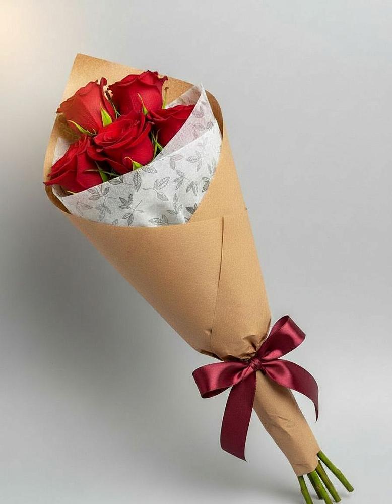 Букет цветов из: Розы в Красном