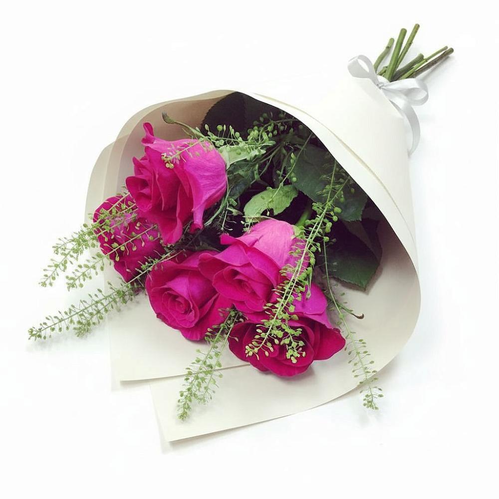 Букет цветов из: Розы в Красном