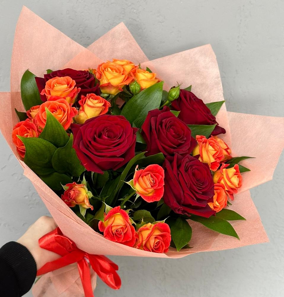 Букет Любовь и восторг в Красном