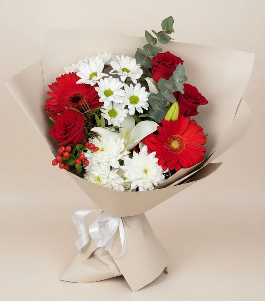 Букет цветов из: Розы, Хризантемы, Герберы и Лилии в Красном