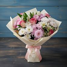 Букет цветов из:  Хризантемы, Альстромерии и Розы #REPLACE_PRED# Красном