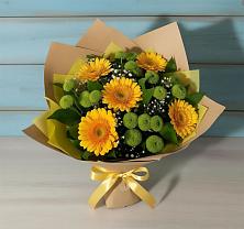 Букет цветов из:  Герберы и Хризантемы в Красном