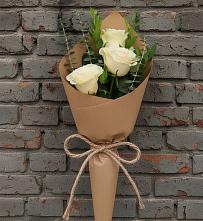 Букет цветов из:  Розы в Красном