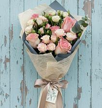 Букет цветов из:  Розы в Красном