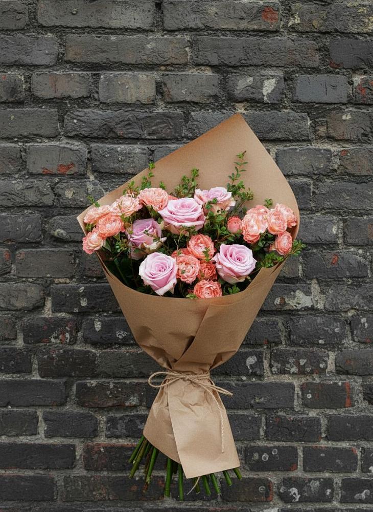 Букет цветов из: Розы в Красном