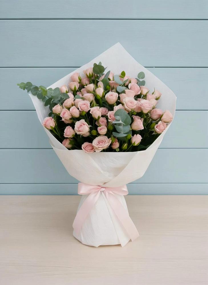 Букет цветов из: Розы в Красном