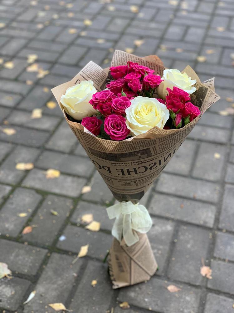 Букет цветов из: Розы в Красном